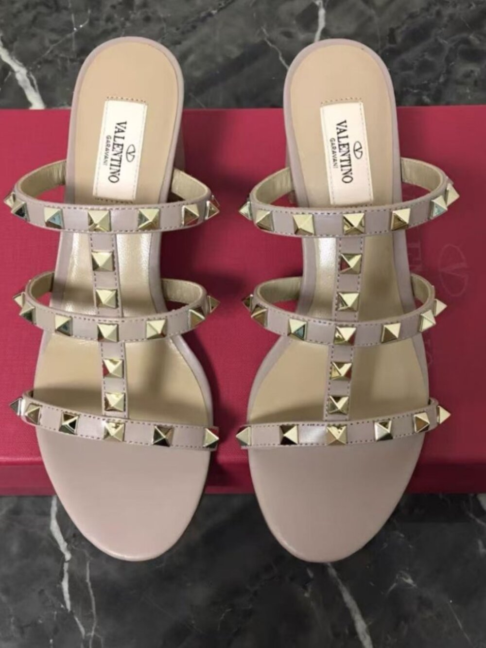 Valentino Pale Pink Lambskin Gold Rockstud Cage Slip-On Low Heel Sandals - Picture 2 of 8